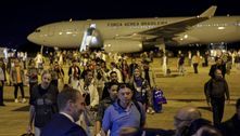 Alexandre Padilha diz que outros países pediram ajuda, mas prioridade é repatriar brasileiros em Israel e Gaza 