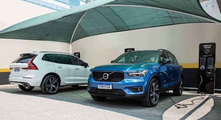 Volvo vem instalando pontos de carga para carros elétricos em estradas no Sul e Sudeste no país