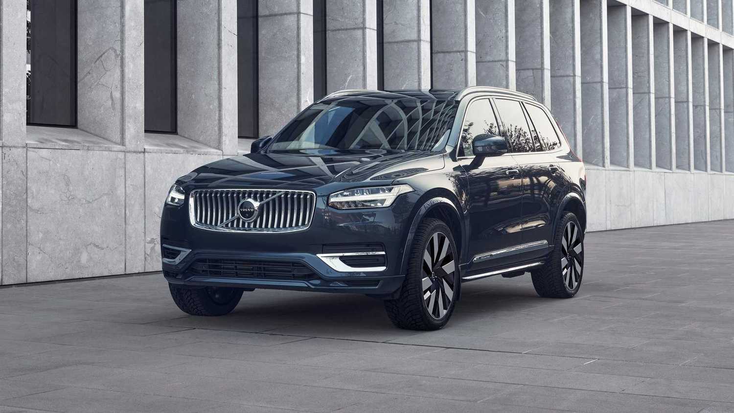 Volvo XC90 híbrido 2023 ganha sistema Google e fica mais caro veja