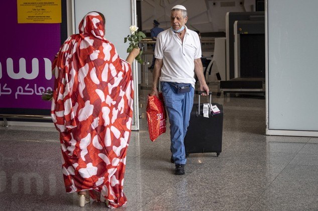 O voo 61 da Israir durou cerca de cinco horas e meia até o destino final e contou com comissários que vestiram traje marroquinos tradicionais