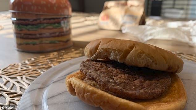 PAPA BURGUER LACRADO MCDONALDS OTIMO ESTADO LACRADO