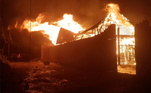 Diversas aldeias perto da cidade de Goma foram engolfadas pela lava, que queimou as casas 