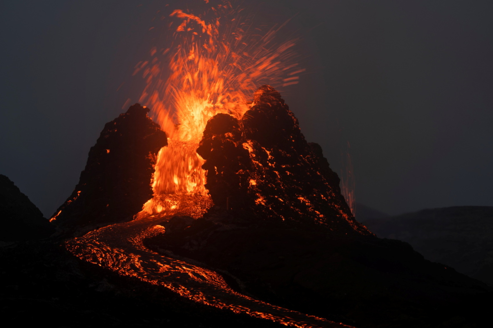 Veja fotos de vulcão na Islândia que entrou em erupção após 6 mil anos