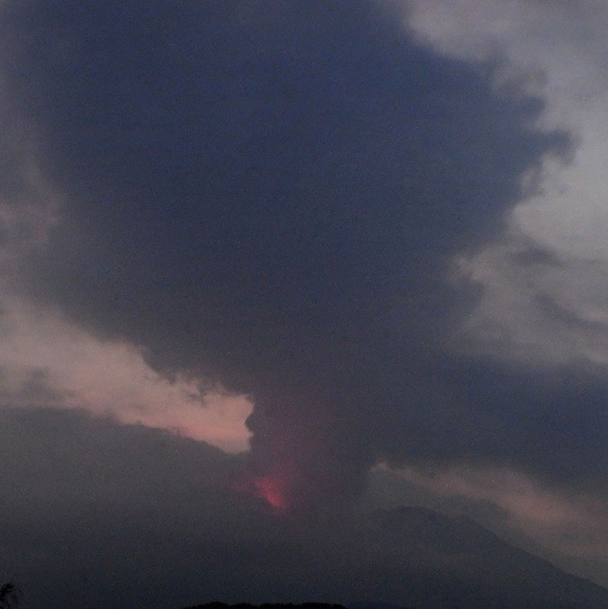 Erupção do vulcão Sakurajima, no sudoeste do Japão