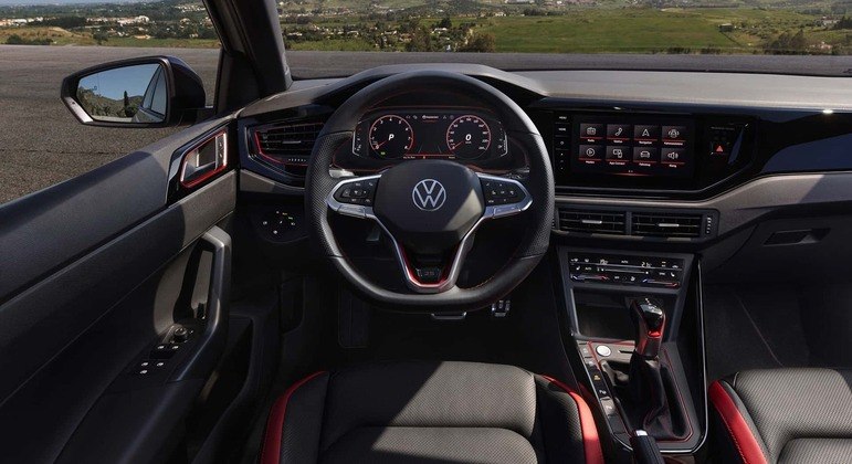 Multimídia tem 8 polegadas com conexão com Android Auto e Apple CarPlay