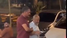 Ex-presidente do Cruzeiro é hostilizado em bar de BH