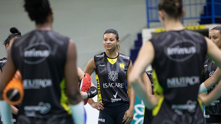 Morreu nesta quinta-feira (21), aos 43 anos, a ex-jogadora da seleção brasileira de vôlei Walewska Oliveira. Ela foi campeã olímpica nos Jogos de Pequim 2008 e estava aposentada desde a temporada 2021/2022