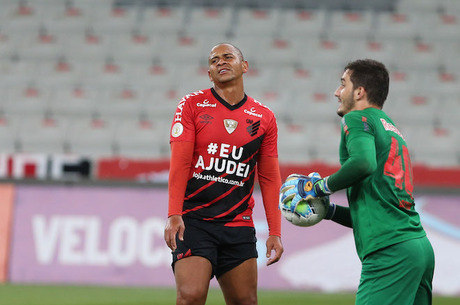 Athletico Pr E Rb Bragantino Ficam No Empate Pela 7Âª Rodada Esportes R7 Lance