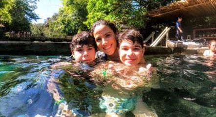Wanessa postou fotos da viagem com os filhos