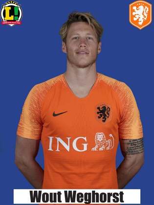WEGHORST - 7,5 - Entrou e fez o que sabe de melhor: o gol. Marcou duas vezes e recolocou a Holanda na partida.             