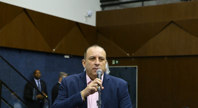 Em ação de improbidade administrativa, MP pede afastamento do vereador