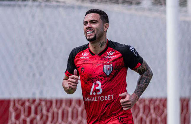 Wellington Rato (atacante - tem contrato com o Atlético-GO até 12/2023) / Alvo de Cruzeiro, Sâo Paulo e Vasco.