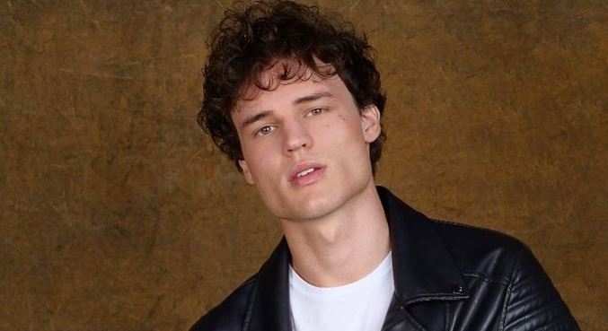 Wesley Schmitt será Leonardo em Todas as Garotas em Mim