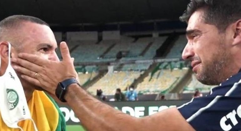 'Weverton é o goleiro com quem sempre sonhei trabalhar, em um clube grande.' Abel Ferreira