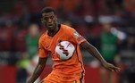 Georginio Wijnaldum (Holanda) — O holandês fraturou a tíbia direita no dia 22 de agosto, antes do confronto entre o Roma e o Cremonese, e não terá tempo de se recuperar para ir ao Catar