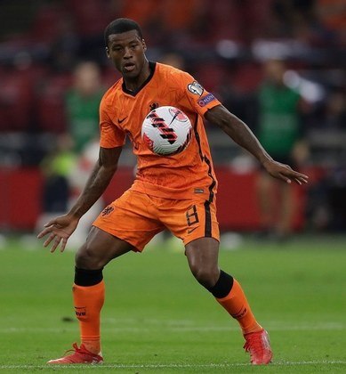 Georginio Wijnaldum (Holanda) — O holandês fraturou a tíbia direita no dia 22 de agosto, antes do confronto entre o Roma e o Cremonese, e não terá tempo de se recuperar para ir ao Catar