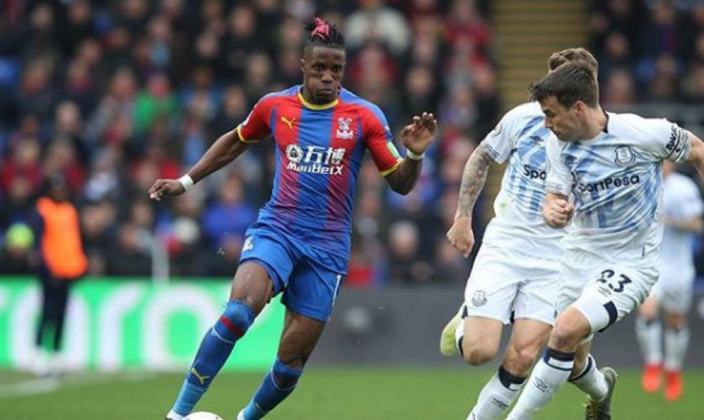 Wilfried Zaha (atacante – 30 anos – costa-marfinense): atualmente no Crystal Palace, o jogador ainda não decidiu seu futuro.