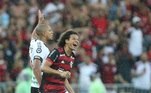 O Flamengo venceu o Vasco da Gama por 1 a 0 no Maracanã e se classificou para a final do Campeonato Carioca. Willian Arão foi o autor do gol do Rubro-Negro. Agora, o Fla espera o vencedor entre Botafogo e Fluminense