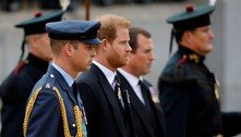 Especialista diz que reconciliação entre príncipe Harry e família real é 'quase impossível'