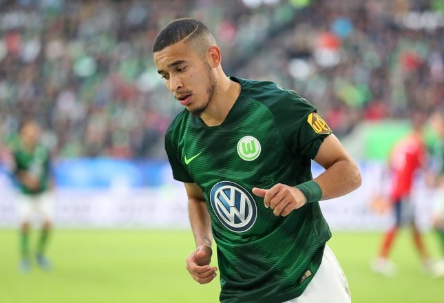 WilliamTerceiro campeão olímpico da lista, surgiu no Internacional como esperança para ocupar a lateral-direita da seleção brasileira por muitos anos. Foi para o Wolfsburg, da Alemanha, onde é titular, mas não tem o destaque de outrora