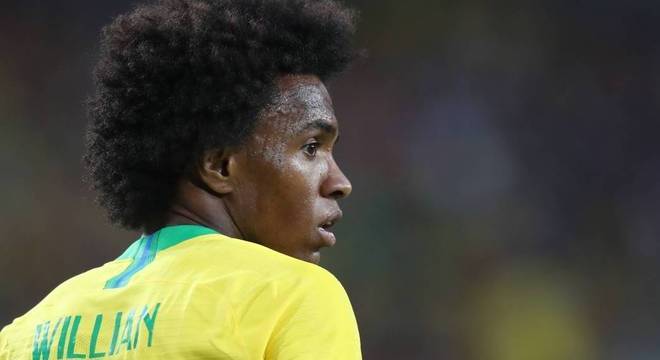 A entrega de Willian. Machucado, seguiu em campo. E está fora da final