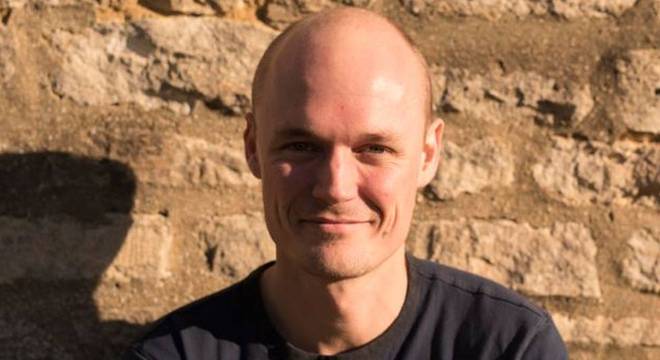 Wilson-Lee escreveu anteriormente um livro histórico sobre o dramaturgo inglês William Shakespeare