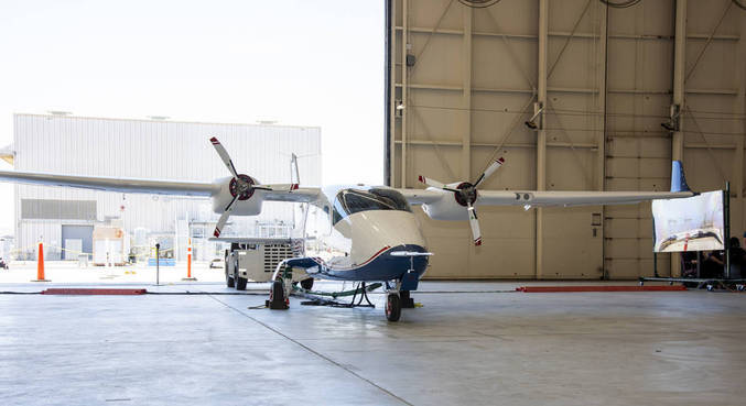 O avião agora passará por verificações em posto da Nasa na Califórnia, na cidade de Edwards.