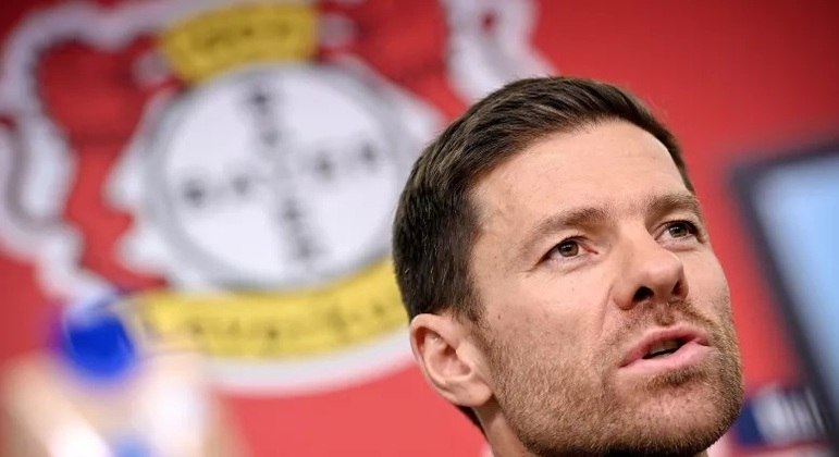 R7 und OneFootball übertragen Bayer Leverkusen X Schalke 04 in die neunte Runde der Deutschen Liga