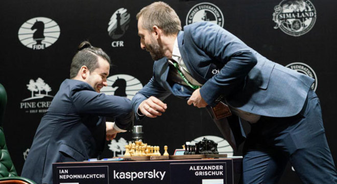 Novo empate na final do Mundial de xadrez entre Ding e Nepomniachtchti -  Mais modalidades - SAPO Desporto