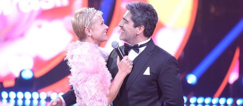 Xuxa comanda o Dancing Brasil  e conta com a ajuda de Junno Andrade