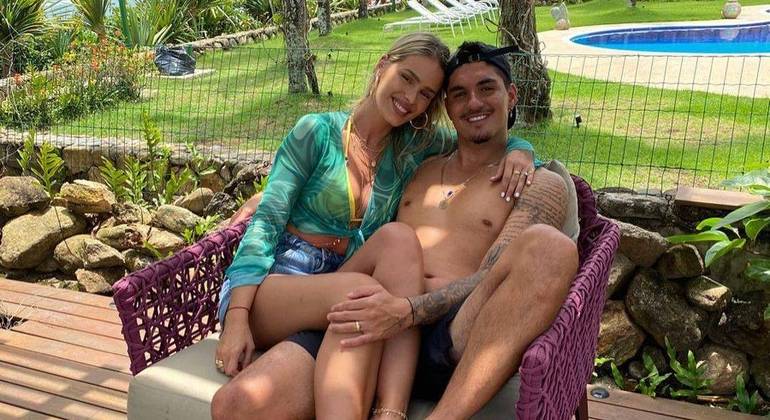 Yasmin Brunet celebra aniversário de Medina: 'Obrigado por tudo'
