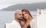No último domingo (31), os pombinhos anunciaram o noivado. 'Você ainda acredita no amor? Nós acreditamos! Noivos! Estou sem acreditar que vou casar com meu primeiro amor desde dos meus 7 anos de idade', vibrou Yudi
