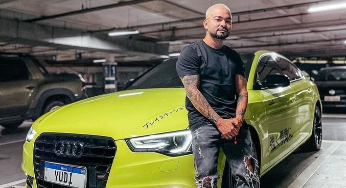 Yudi Tamashiro exibiu carro de luxo personalizado 