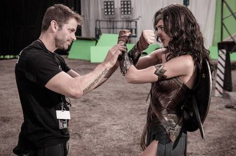 Snyder no set de Batman v Superman