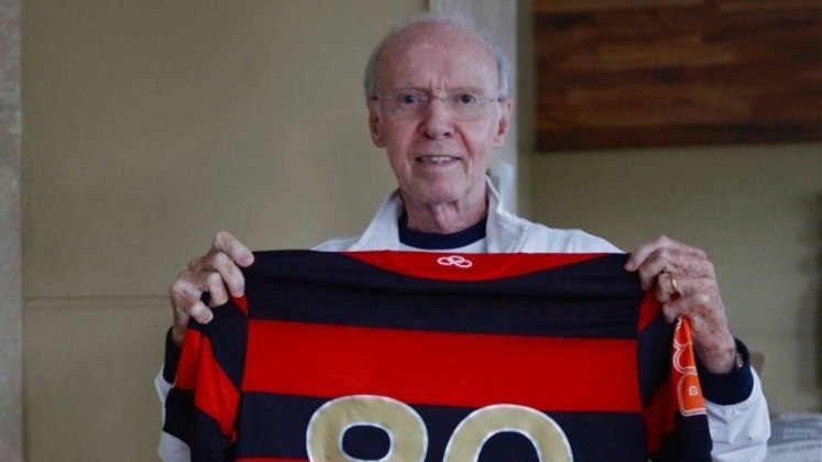 Reinier marca, Flamengo atropela o Avaí e se mantém na liderança