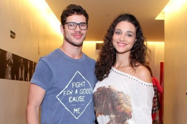 Com a história da suposta traição, o casamento de Loreto ficou abalado. Em fevereiro daquele ano, o artista anunciou o fim do relacionamento e negou qualquer infidelidade. A filha dos dois, Bella, tinha apenas 10 meses na época da separação