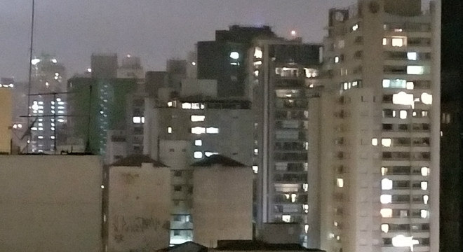 Foto noturna com o zoom máximo de 4X
