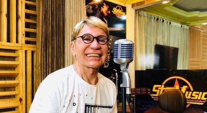 Zezinho é vocalista da banda que ficou famosa com hit 'Tic Tic Tac'