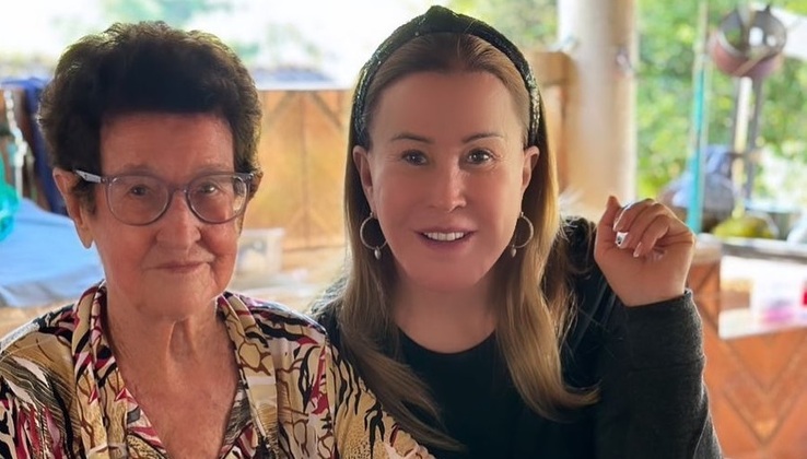 Na última terça-feira (23), Zilu dividiu com os seguidores o tão aguardado reencontro com a mãe após três anos. 
