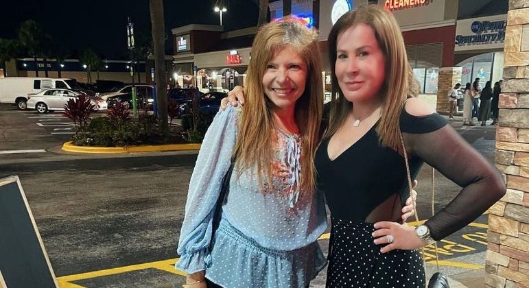 Encontro aconteceu em um estacionamento em Orlando, nos Estados Unidos