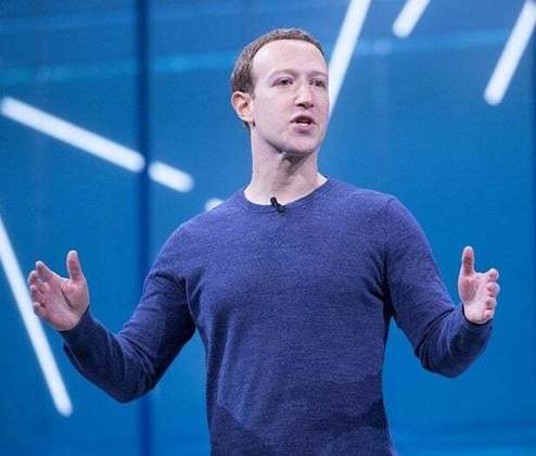 Zuckerberg foi nomeado a Pessoa do Ano pela revista Time em 2010. Ele também foi incluído na lista dos 100 maiores bilionários do mundo da revista Forbes, com um patrimônio líquido estimado em mais de US$ 100 bilhões.